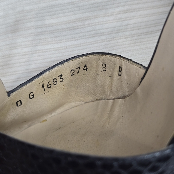 Black T-Strap Heels - Picture 5 of 5